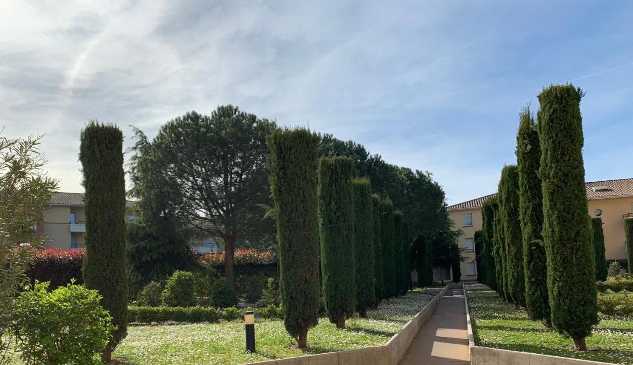 Grand Noble - Blagnac Apartman Kültér fotó